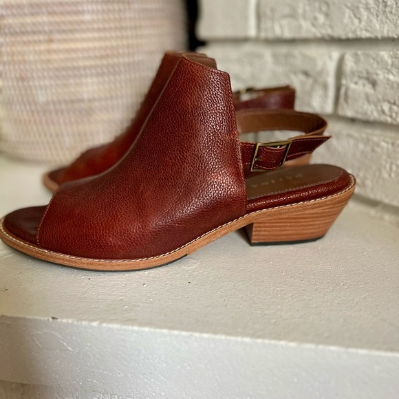 *Like New* Portland Leather Patina Slingback Mules - Picture 2 of 8